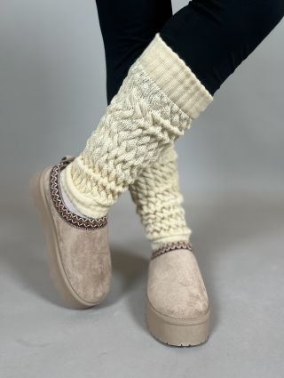 🤎Novinky botiček🤎 velikosti 36-41 🔍Na e-shopu hledej pod názvem⬇️ ✅Válenky COLD DAYS/hnědé 450 Kč ✅Kotníkové boty...