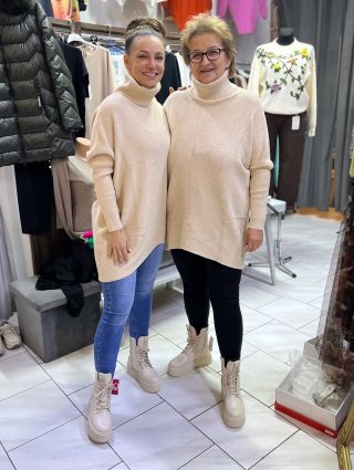 🤎Milá návštěva z Prahy 🤎 Dvě ženy, jedna krev, jeden styl – zkrátka elegance v dokonalé harmonii! 😍 Odjížděly s taškami...